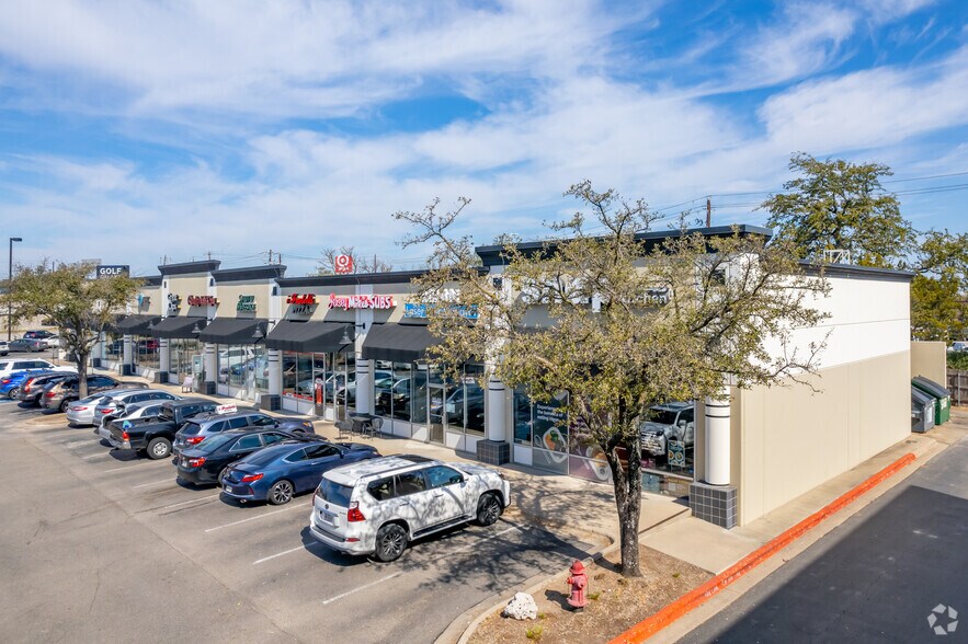 More Photos Of 10001 Research Blvd, Austin General Retail For Lease