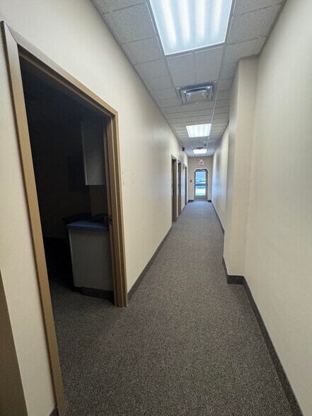 More Photos Of 240 Waterloo St, London Medical For Lease