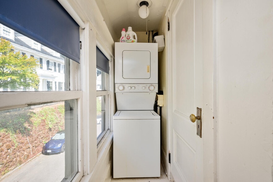 More Photos Of , Portland Multifamily For Sale