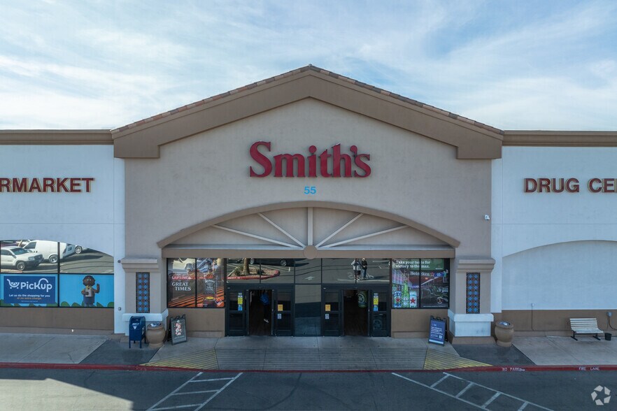 More Photos Of 55 S Valle Verde Dr, Henderson Storefront For Lease