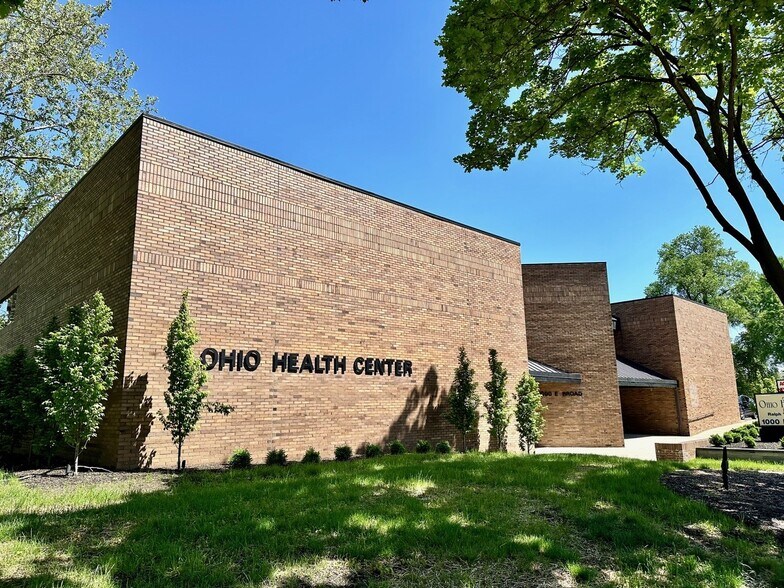 More Photos Of 1000 E Broad St, Columbus Medical For Lease