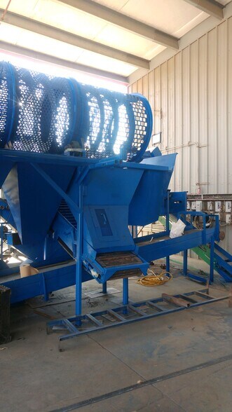 More Photos Of 18460 N Highway 99 W, Dayton Light Manufacturing For Sale