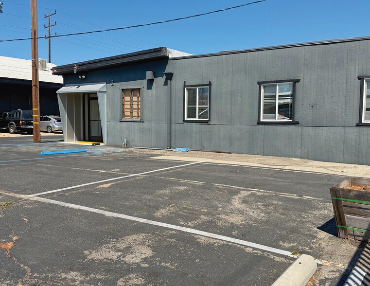 More Photos Of 2316 N San Fernando Rd, Los Angeles Warehouse For Sale