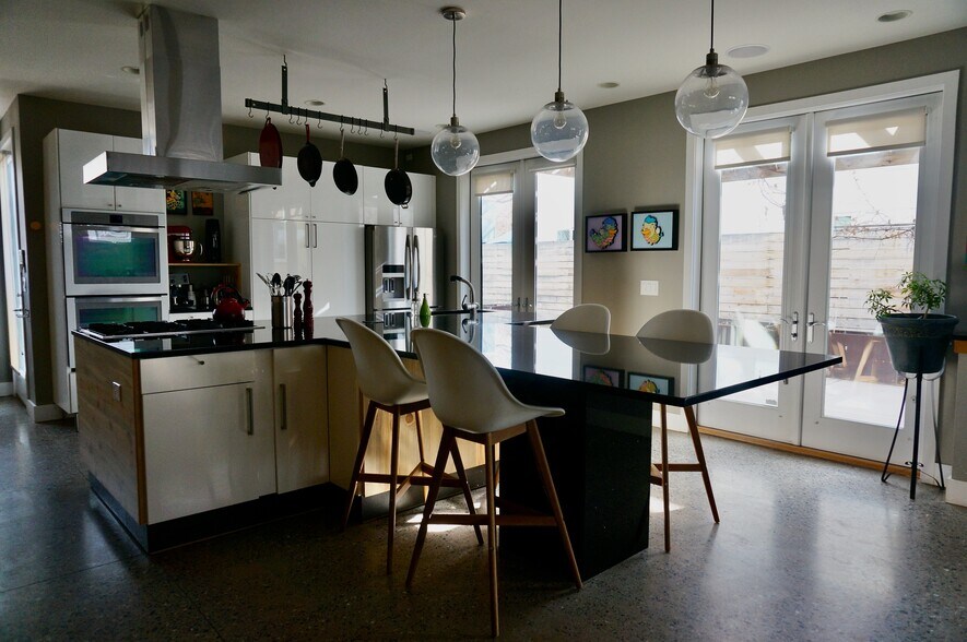 More Photos Of 3288 Arapahoe St, Denver Apartments For Sale