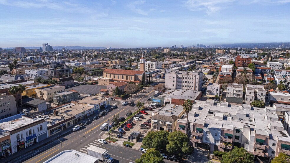 More Photos Of 4067-4075 1/2 Beverly Blvd, Los Angeles Storefront For Sale