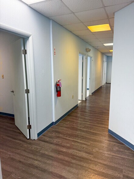 More Photos Of 6010 Park Blvd, Pinellas Park Medical For Lease
