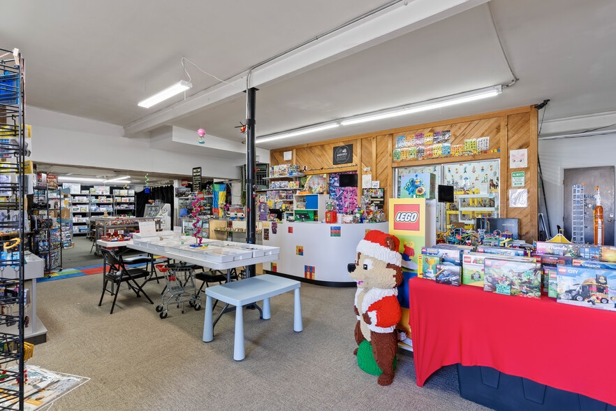 More Photos Of 3701 Washington Blvd, Ogden Freestanding For Sale