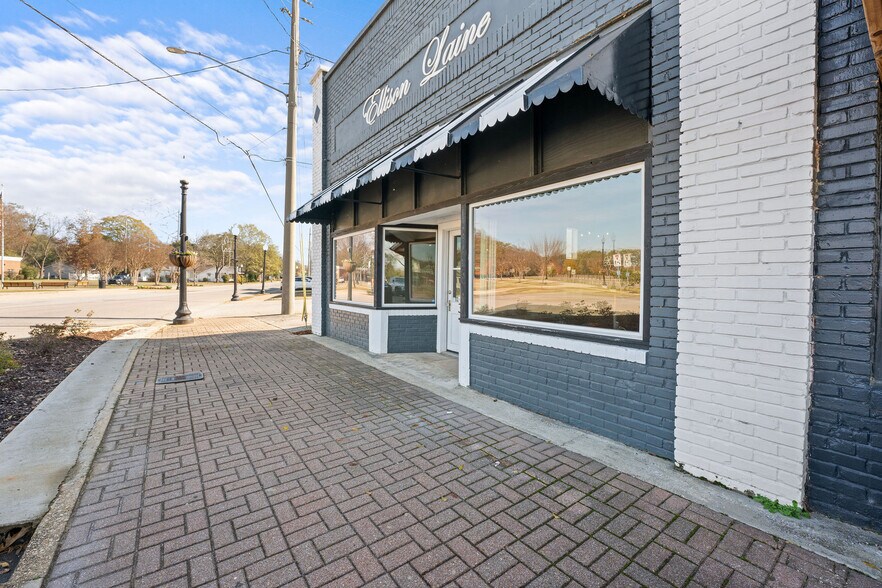 More Photos Of 357 Market Street st, Moundville General Retail For Sale