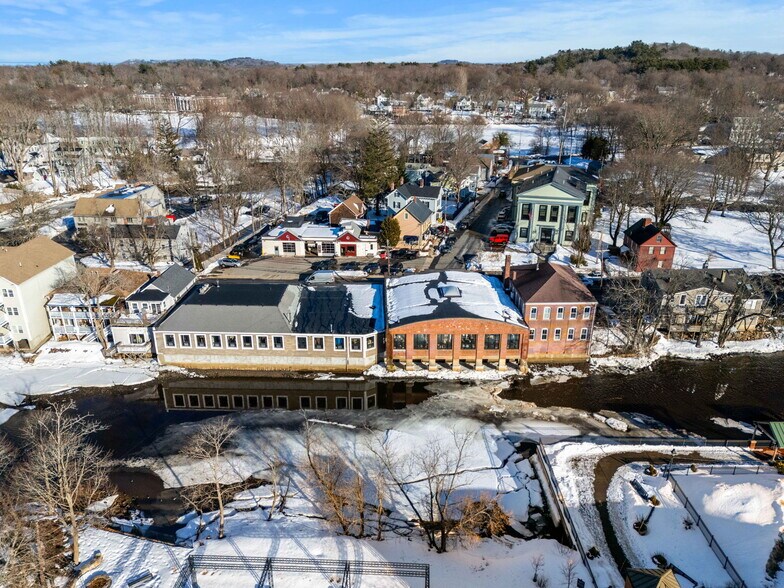 More Photos Of 41 S Main St, Ipswich Storefront Retail Office For Sale