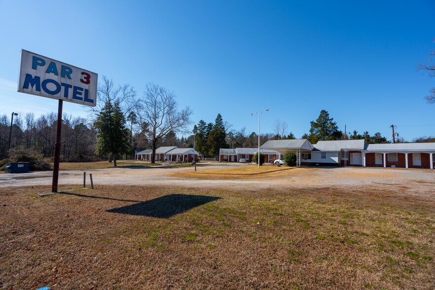 More Photos Of 16800 Jefferson Davis Hwy, Colonial Heights Land For Sale