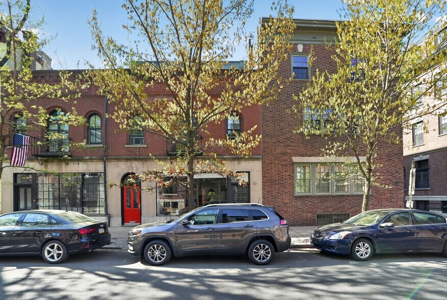 More Photos Of 2116 Locust St, Philadelphia Office For Lease