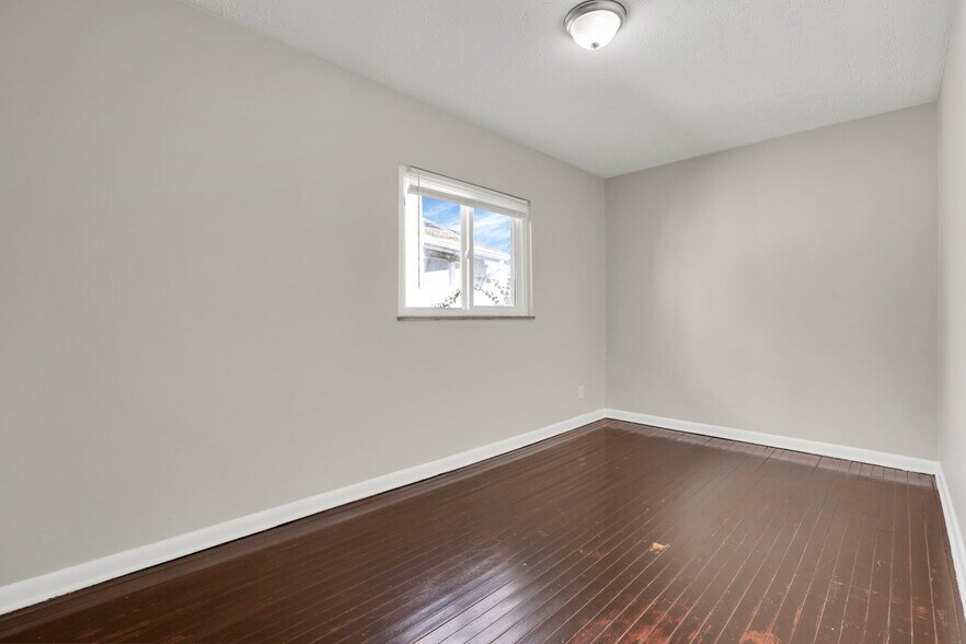 More Photos Of 1865-1867 Agler Rd, Columbus Multifamily For Sale