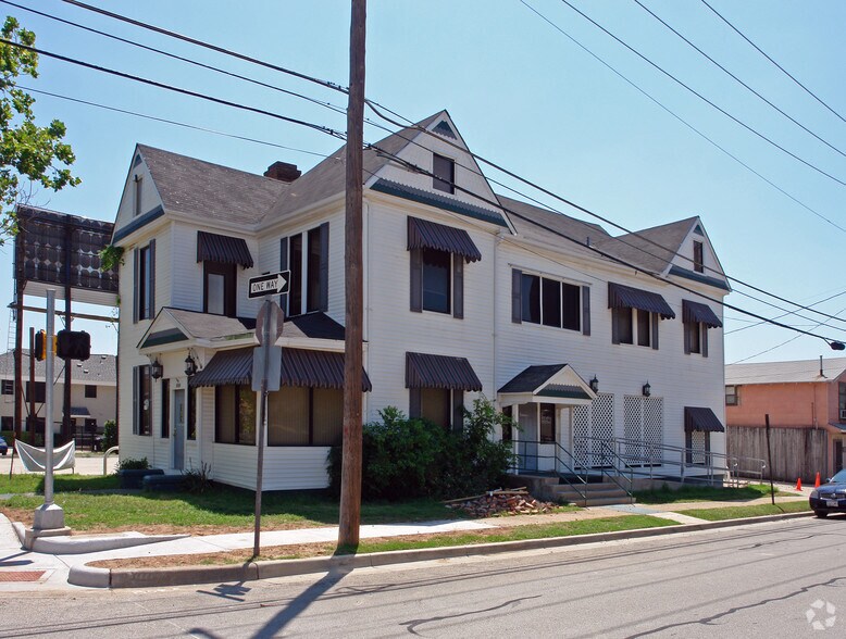 More Photos Of 500 E Belknap St, Fort Worth Office For Lease