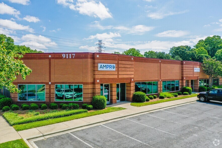 More Photos Of 9129 MONROE Rd, Charlotte Unknown For Lease