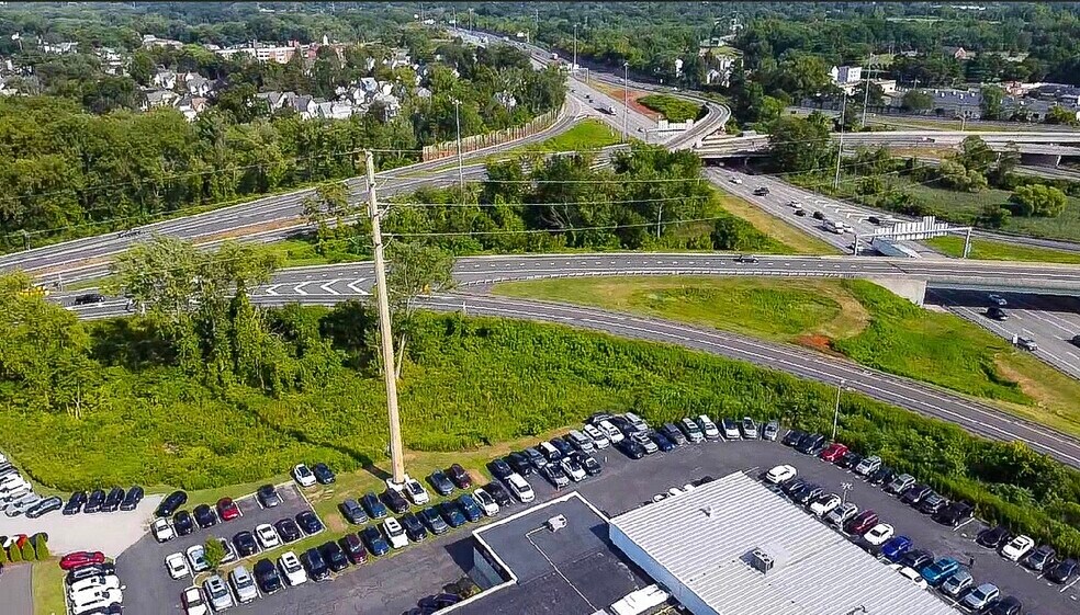 More Photos Of 477 Connecticut Blvd, East Hartford Medical For Lease