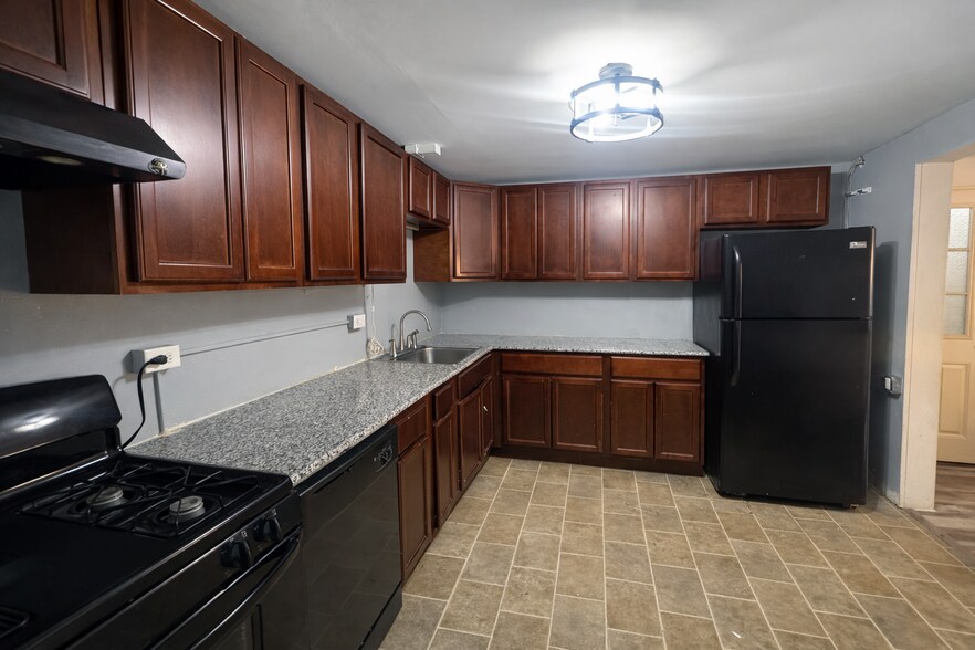 More Photos Of 223-227 E Dominick St, Rome Storefront Retail Residential For Sale