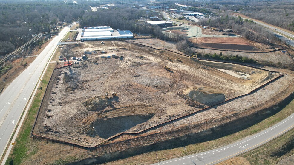 More Photos Of 5303 Indian Trail Fairview Rd, Indian Trail Industrial For Lease
