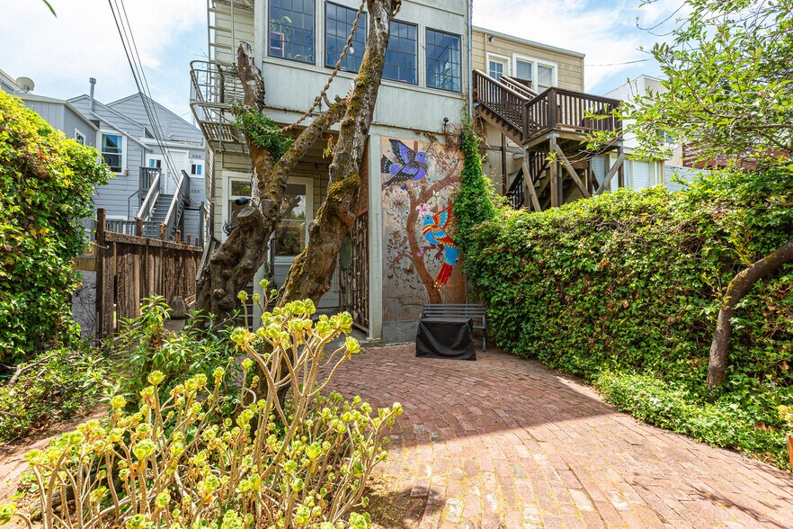 More Photos Of 3318-3320 22nd St, San Francisco Apartments For Lease