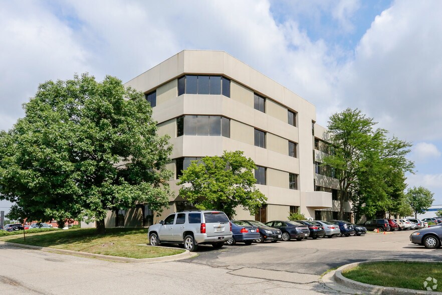 More Photos Of 6640 Poe Ave, Dayton Unknown For Sale