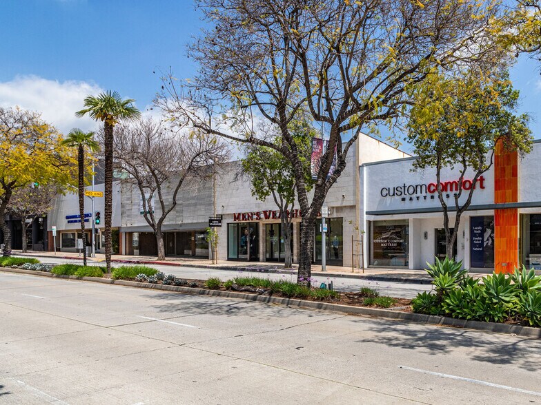 More Photos Of 396-400 S Lake Ave, Pasadena Storefront For Lease