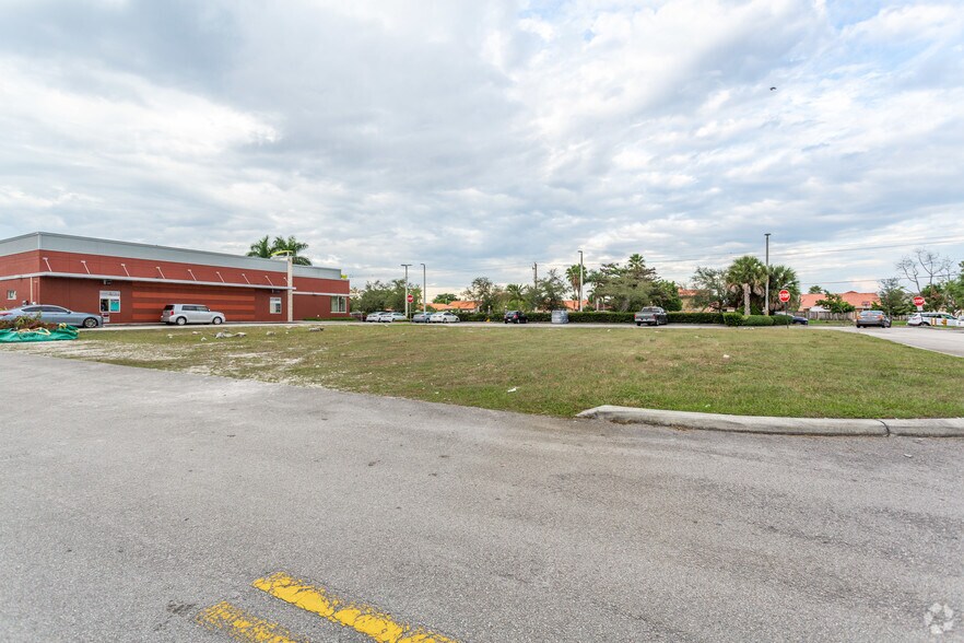 More Photos Of SW 56th St @ SW 157th Avenue, Miami Unknown For Lease