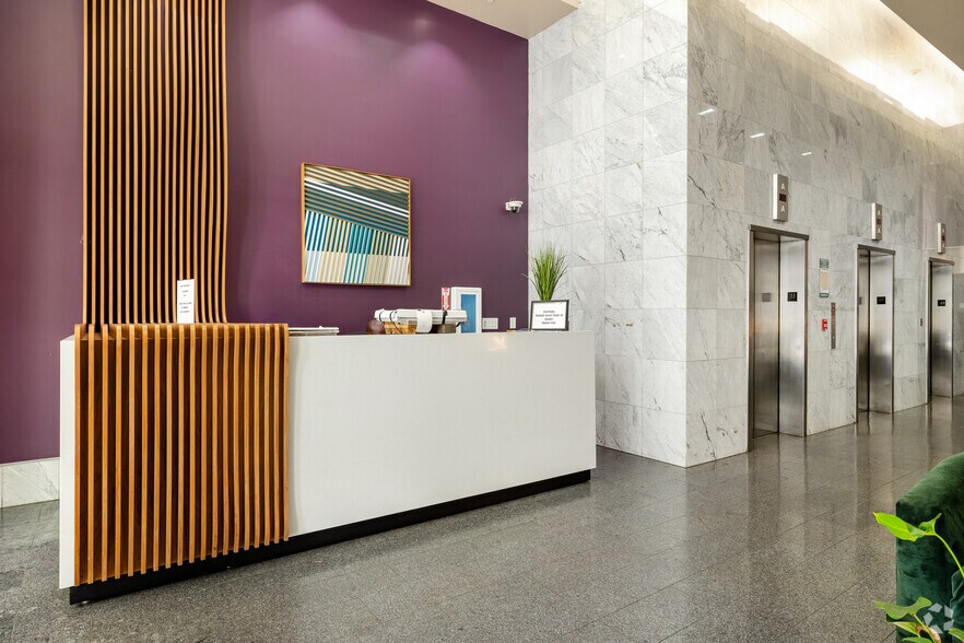 More Photos Of 449 S Broadway, Los Angeles Apartments For Sale