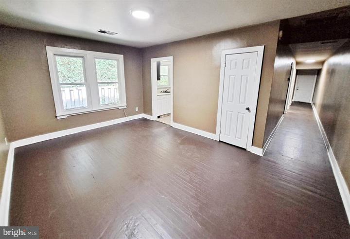 More Photos Of 31 Main St, Glen Rock Apartments For Sale