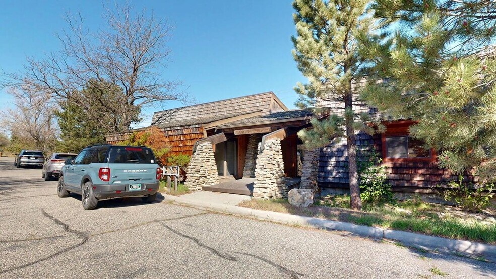 More Photos Of 11 E Airport Rd, Billings Office For Sale