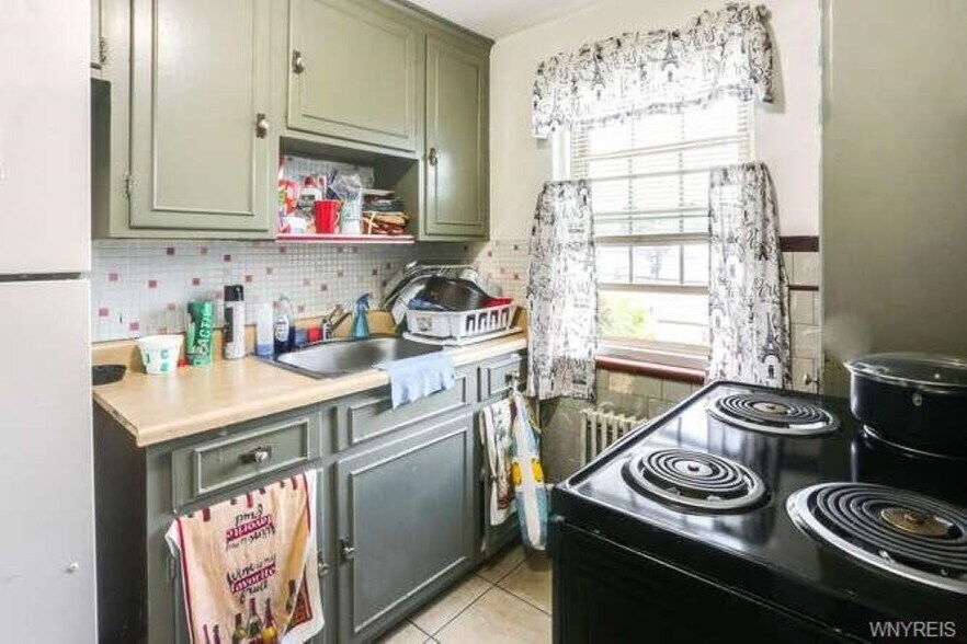 More Photos Of 128 Colton Ave, Lackawanna Apartments For Sale