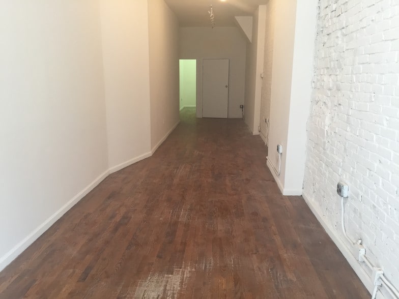 More Photos Of 42 Avenue B, New York Apartments For Lease
