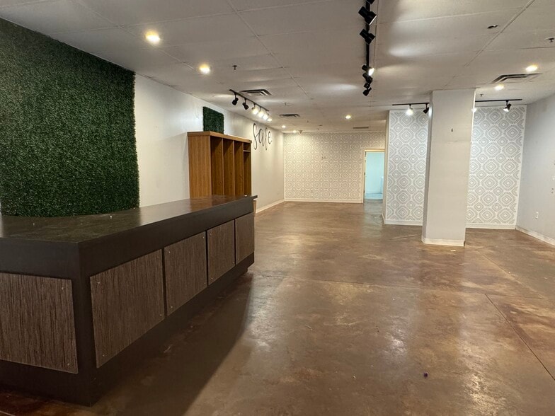 More Photos Of 43-59 George St, Charleston Dormitory For Lease