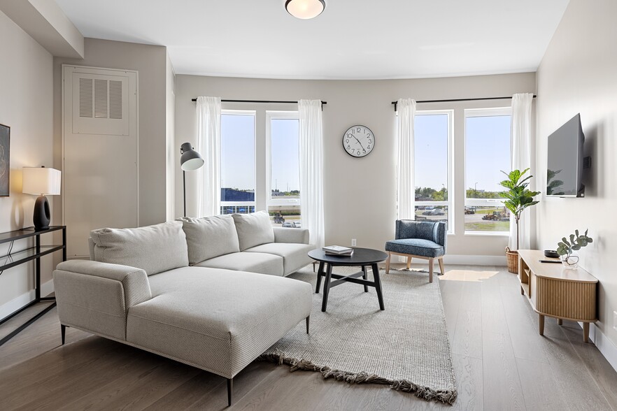 More Photos Of 180 Kanata Av, Ottawa Apartments For Lease