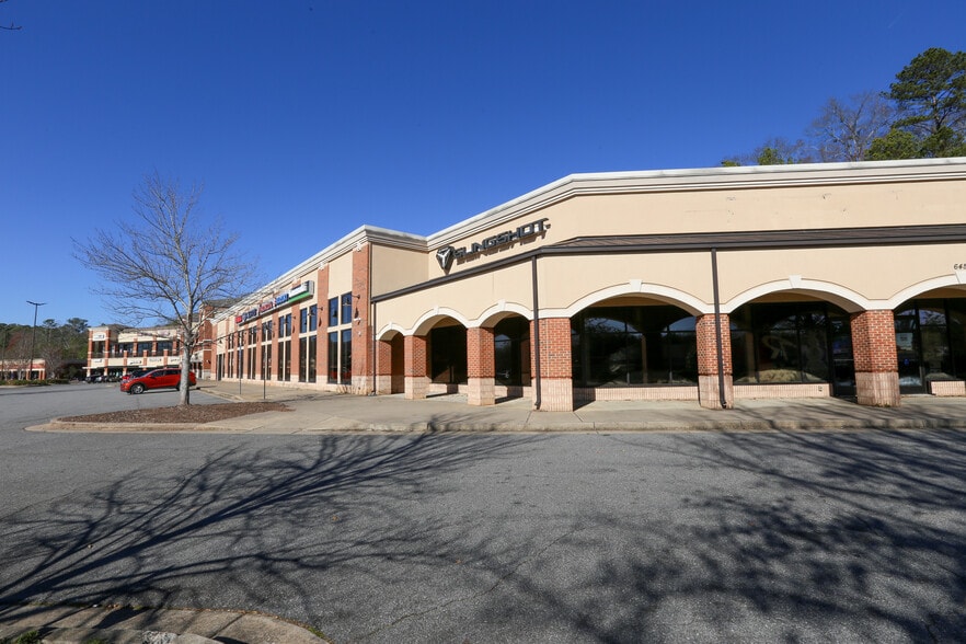 More Photos Of 535 Riverstone Pky, Canton Unknown For Lease