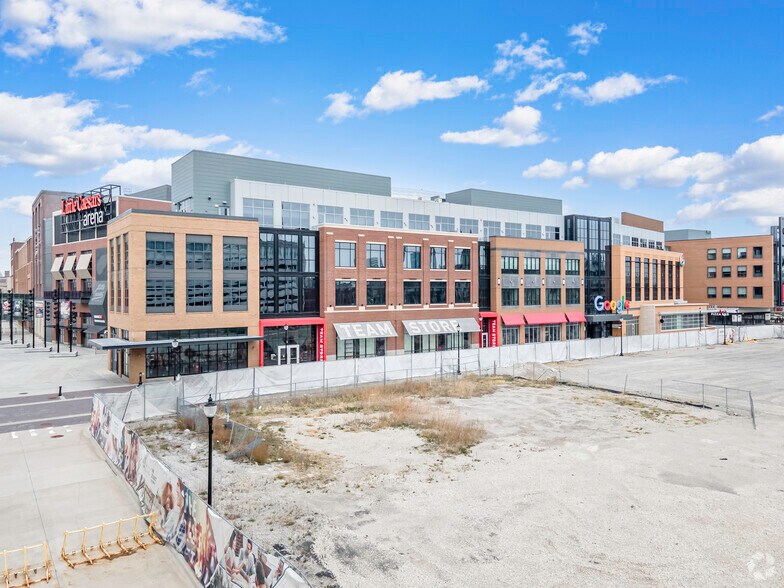 More Photos Of 52 E Henry St, Detroit Office For Lease