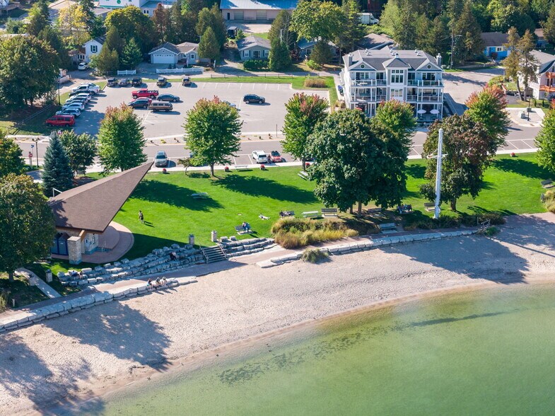 More Photos Of 2363 Mill Rd, Sister Bay Apartments For Sale