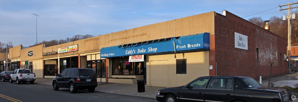 More Photos Of 301 Main St, Ansonia Storefront For Lease