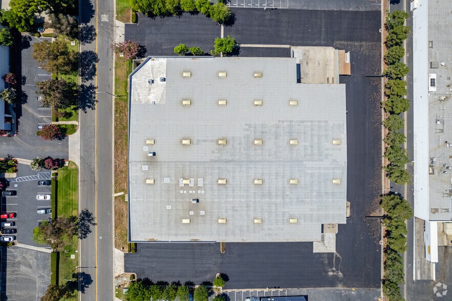 More Photos Of 1141 California Ave, Corona Warehouse For Sale