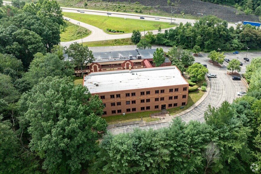 More Photos Of 5101 Triangle Ln, Murrysville Office For Lease