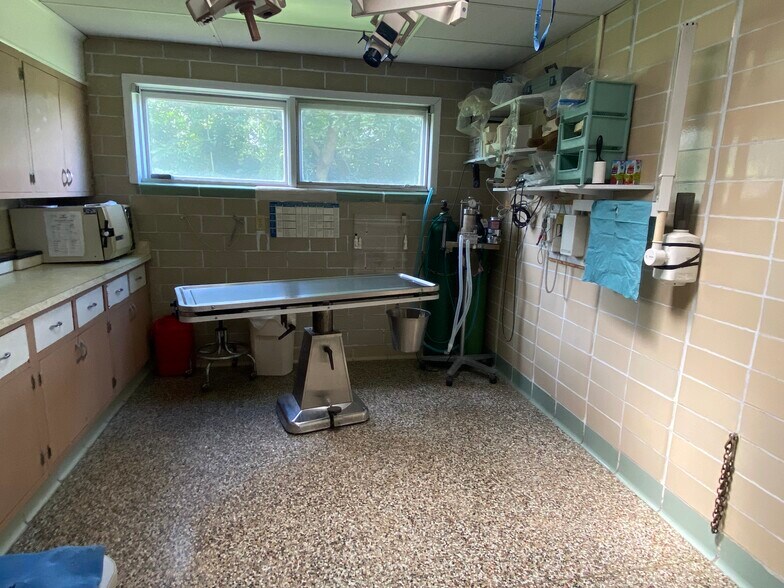 More Photos Of 2275 Duanesburg Rd, Duanesburg Veterinarian Kennel For Sale