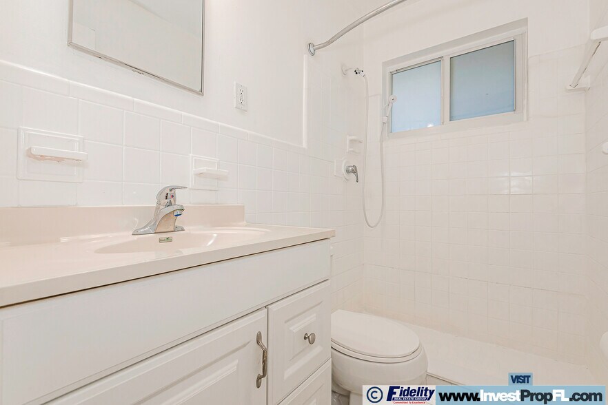 More Photos Of 2581 NE 11th Ct, Pompano Beach Multifamily For Sale