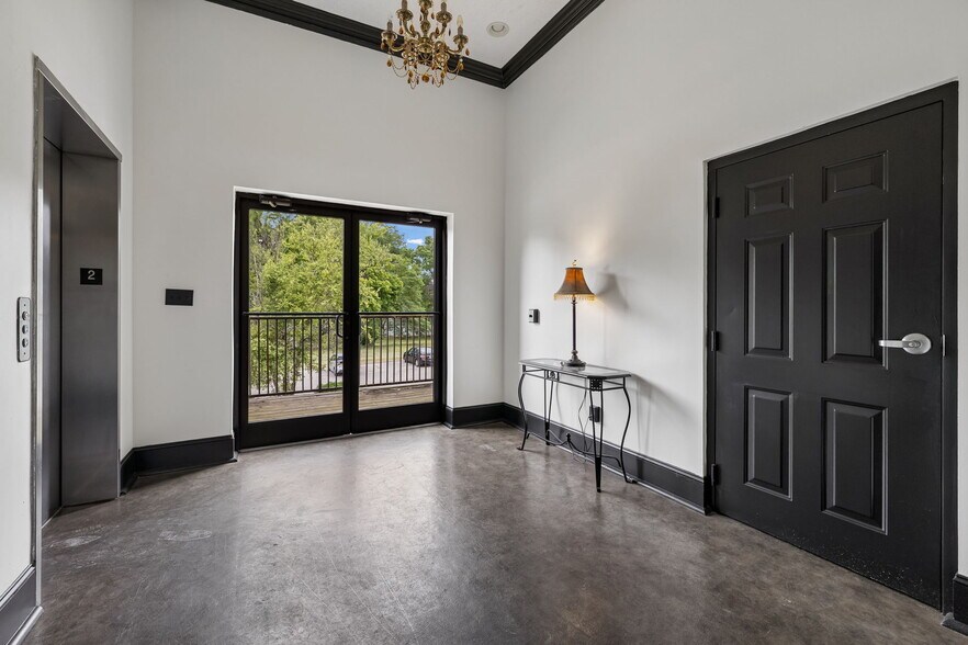 More Photos Of 217 E Deadrick St, Jackson Apartments For Sale