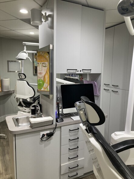 More Photos Of 3146 Northside Dr, Key West Office For Sale