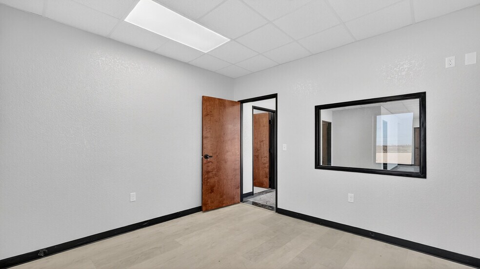 More Photos Of 16511 W Basin St, Odessa Industrial For Lease