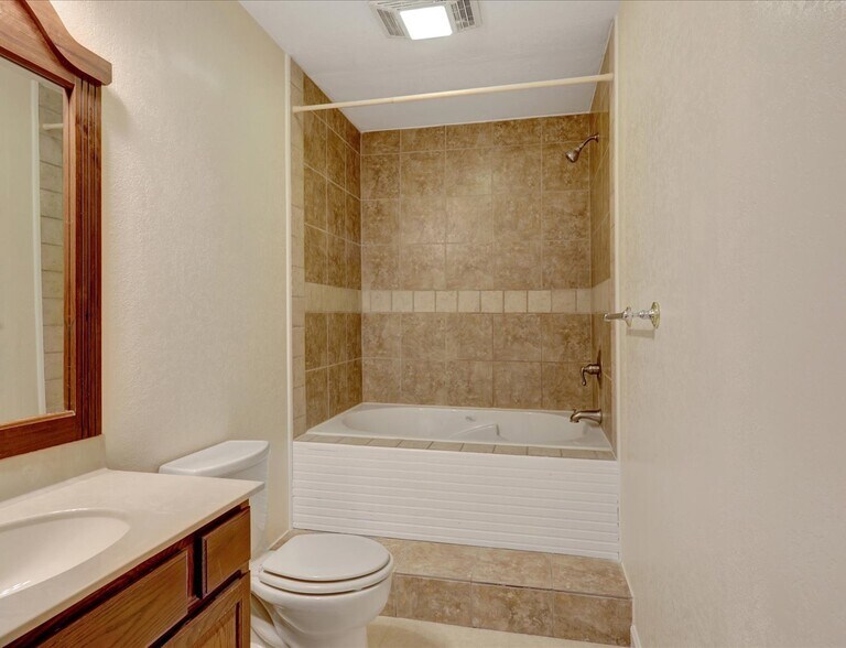 More Photos Of 1110 Cozy Acres Rd, Mountain Pine Apartments For Sale