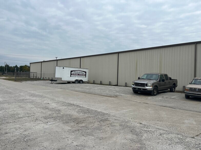 More Photos Of 1101 Crawford St, Terre Haute Warehouse For Sale