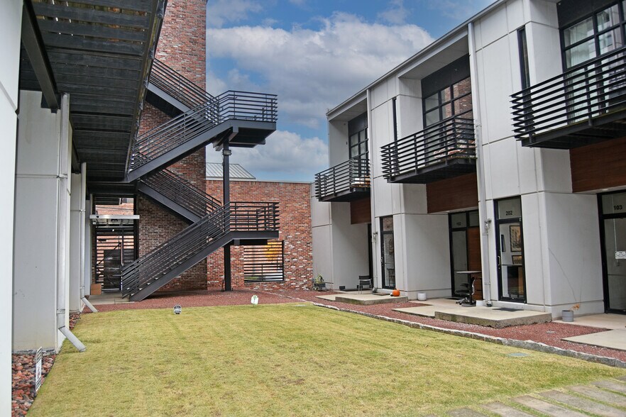 More Photos Of 2226 1st Avenue S, Birmingham Office Residential For Sale