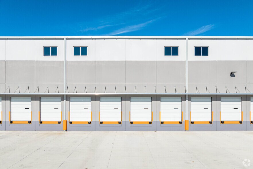 More Photos Of 3002 Coronet Rd, Plant City Unknown For Lease