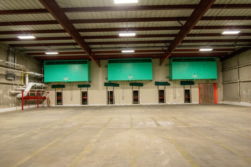 More Photos Of 77110 Harrison St, Thermal Refrigeration Cold Storage For Sale