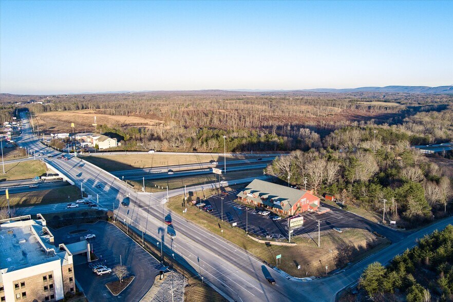 More Photos Of 78 Chestnut Hill Rd, Crossville Freestanding For Sale