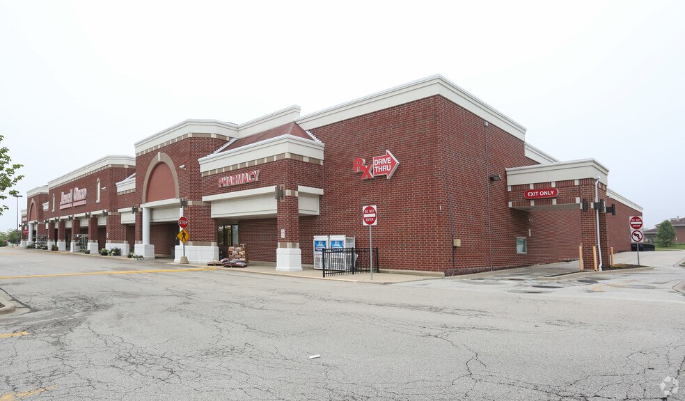 More Photos Of 423-569 E Dundee Rd, Palatine Unknown For Lease